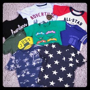 Lot of 8 2T T-shirt’s